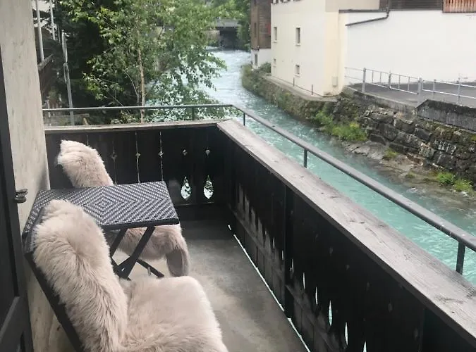 Location - Center - 130m Distance To Lift Parsenn Gotschnabahn And Railway Station Platz - Direct Connection To Davos Apartamento