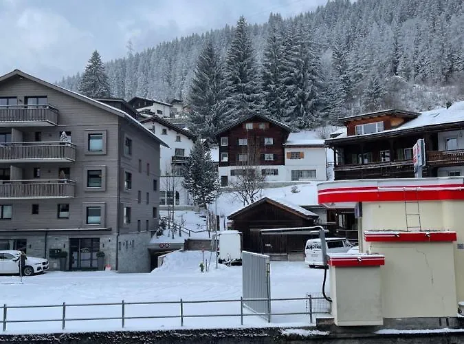 Location - Center - 130m Distance To Lift Parsenn Gotschnabahn And Railway Station Platz - Direct Connection To Davos Daire Klosters