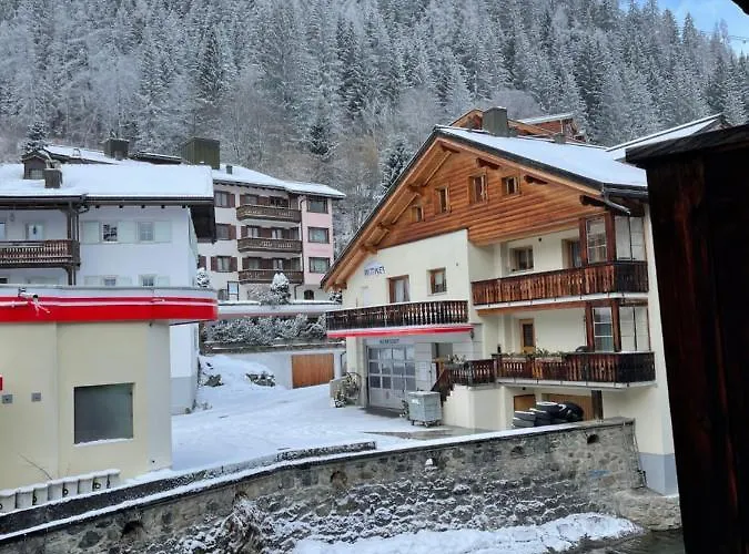 Appartamento Location - Center - 130m Distance To Lift Parsenn Gotschnabahn And Railway Station Platz - Direct Connection To Davos Klosters